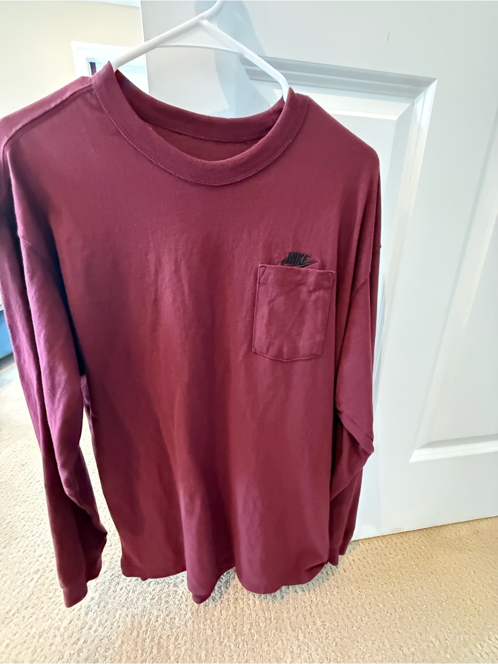 Nike Men’s Long-Sleeve Pocket T-Shirt — Burgundy size Medium